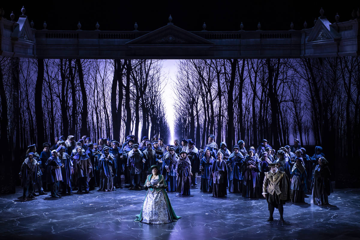 比利時列日皇家歌劇院兩百週年的特別製作《唐卡洛》劇照精彩張力